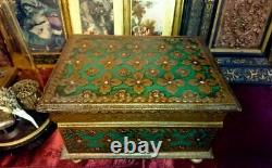 #10 Antique Music Jewelry Accessory Case Made Of Wood Gold Golden Green