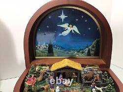 2 Vtg Danbury Mint Christmas Music Boxes 3D Jesus Nativity Heavenly? Angels Wood