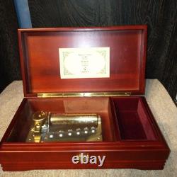 489 Sankyo Orpheus Music Box With Wooden Storage