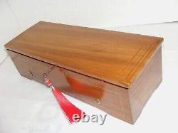 8-AIR MUSIC BOX IN EXCELLENT CONDITION RESTORED BY KEITH HARDING c. 1880s
