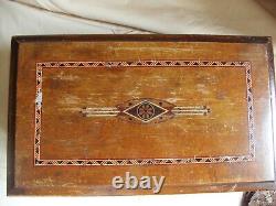 A nice old antique polyphon music / musical box including nine 4 1/2 discs