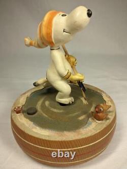 ANRI Snoopy ice hockey wood carving doll music box Super rare