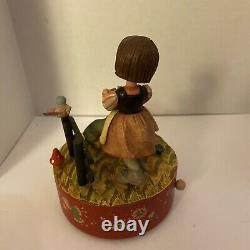 ANRi Carved Wood Music Box Girl With Frog