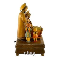 Anri Holy Night Nativity Family Nativity Music Box #514/1850 E. Mussner