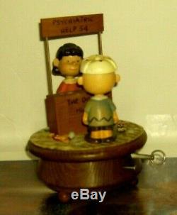 Anri Wood Carving Music Box Charlie Brown Lucy Vintage 1968. Plays Great