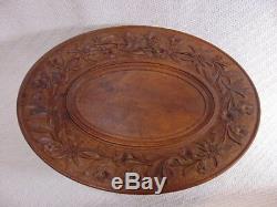 Antique Hand Carved Walnut Centerpiece Bowl Music Box Swiss Made Geneve