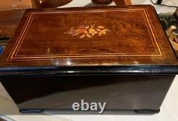 Antique music box with bells and drum, 8 airs