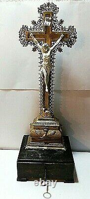 Beautiful Antique Wood Cross Jesus Christ Gold Crucifix With Music Box