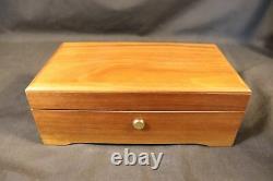 Beautiful Vintage REUGE SWISS WOOD CASE music box-4 AIRES 4/50