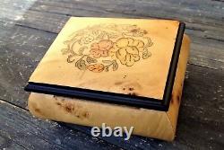 Bird's-eye Inlaid Wood Vintage Music / Musical Jewelry Box, Magic Flute, Italy