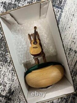 Classical Guitar Music Box made of wood Kobe music box interior accessories