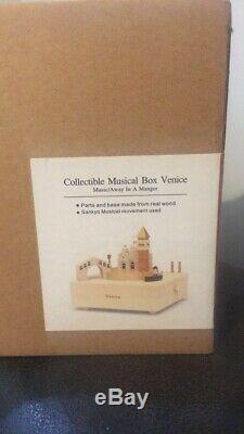 Collectible music box venice city hand made, parts and base made from real wood