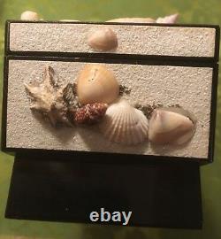 ENGLISH 1950s JEWELLERY MUSIC BOX & SEASHELLS HANDCRAFTED IN ENGLANDMINTRARE