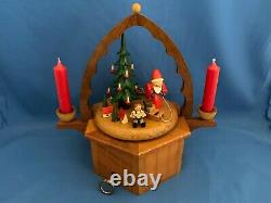 ERZGEBIRGE Christmas Music Box Glasser Carved Wood THORENS Germany Vintage