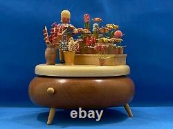 ERZGEBIRGE Music Box Lady with Flower Stand Wood Germany Leichsenring Thorens