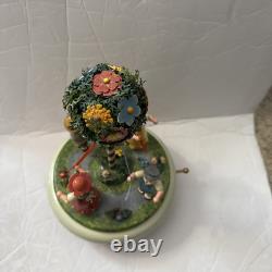 ERZGEBIRGE Spring Music Box Children May Pole Wood Germany KWO Reuge Romance