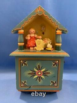 ERZGEBIRGE Wendt Kuhn THORENS Music Box Nursery Carved Wood East Germany