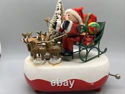 Enesco Santa Music Box Coming To Town 1983 Sleigh Reindeer Wood Vintage Vtg