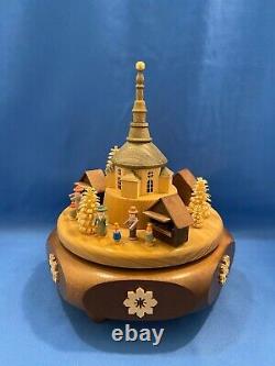 Erzgebirge Christmas Music Box REUGE Romance Natural Wood Germany Glaesser box