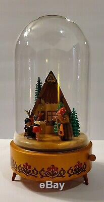 Erzgebirge Wendt Kuhn Music Box Woman With Children Cookies Reuge Wood Germany