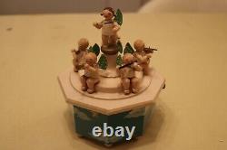 Erzgebirge Wooden Music Box Dolkskunst Vintage German Hand Made & Hand Painted