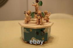 Erzgebirge Wooden Music Box Dolkskunst Vintage German Hand Made & Hand Painted