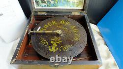German Schutz Marke polyphon music box 19th Century with 24 discs working