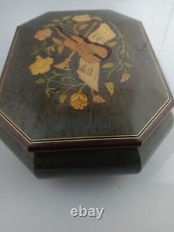 Giglio Handcrafted Inlaid Wood Music Box Guitar Floral Sheet Music Lullaby Italy