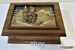 Goebel Hummel First Edition Music Box 4 Seasons Series RIDE INTO CHRISTMAS WithBox