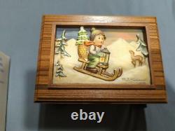 Henri Luge Goebel 36 Wood Carvings Music Box Sled