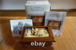 Henri Luge Goebel 36 Wood Carvings Music Box Sled