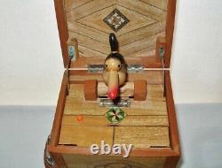INCREDIBLE Parquetry WOOD CIGARETTE BOX Bird Dispenser with LIGHTER Plays Music