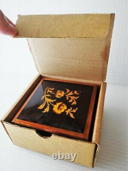 Italian Inlaid Wood Music Box, Floral Marquetry on Lid, Swiss Musical Movement R