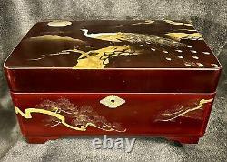 Japanese Lacquered Wood Jewelry Storage Chest Music Box C-1950s 11.75D