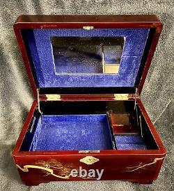 Japanese Lacquered Wood Jewelry Storage Chest Music Box C-1950s 11.75D