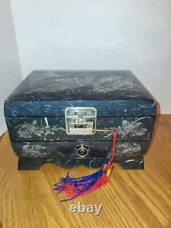 Korean Mother of Pearl Birds Design Lacquered Wooden Music Jewelry Box With Key