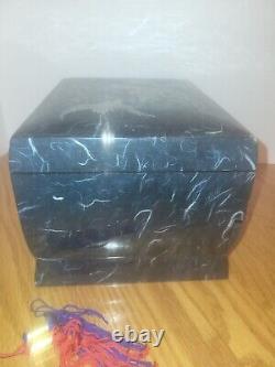 Korean Mother of Pearl Birds Design Lacquered Wooden Music Jewelry Box With Key