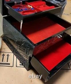 Korean Mother of Pearl Birds Design Lacquered Wooden Music Jewelry Box With Key