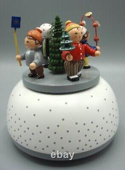 Kwo Erzebirge Music Box Children In Winter New In Box Christmas