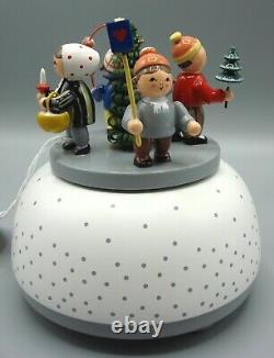 Kwo Erzebirge Music Box Children In Winter New In Box Christmas