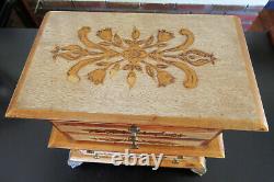 Large Beautiful Vintage Italian Florentine Jewelry/music Box Chest Lined Drawers