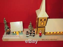 MUSICBOX Christmas Village Erzgebirge Wood 18² long handcarved electrified