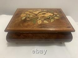 Mayflower Sorrento Made In Italy Wood Lacquered Music Jewelry Box Elegant/Beauty