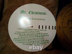 Mr. Chistmas Animated Holiday Symphonium Wood Music Box 16 song discs