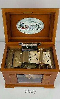 Mr. Christmas Music In Motion 15 songs Electric Wood Music Box