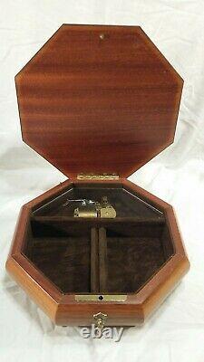 Music Box Swiss Movement Mapsa Italy Brahmswalzer 9 Octagonal wood inlay