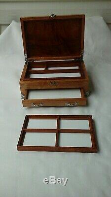 Musical jewellery box