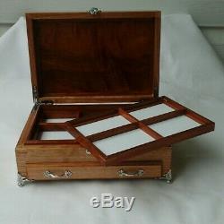 Musical jewellery box