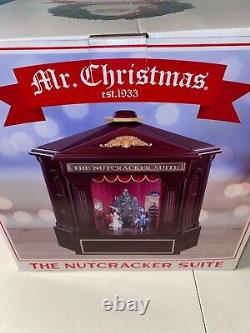 NEW Mr. Christmas Heirloom Nutcracker Suite Ballet Stage Action Music Box wood