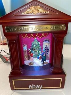 NEW Mr. Christmas Heirloom Nutcracker Suite Ballet Stage Action Music Box wood